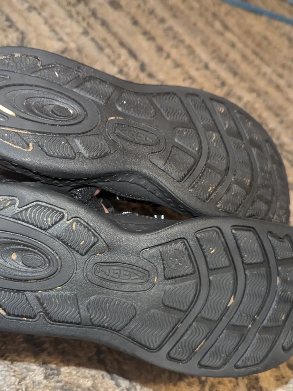 Keen kids black